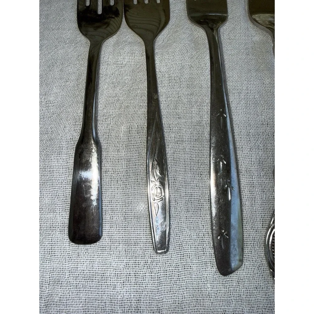 Lot Of 9 Stainless Steel Flatware Mixed , Oneida , Japan , Korea , Some Vintage